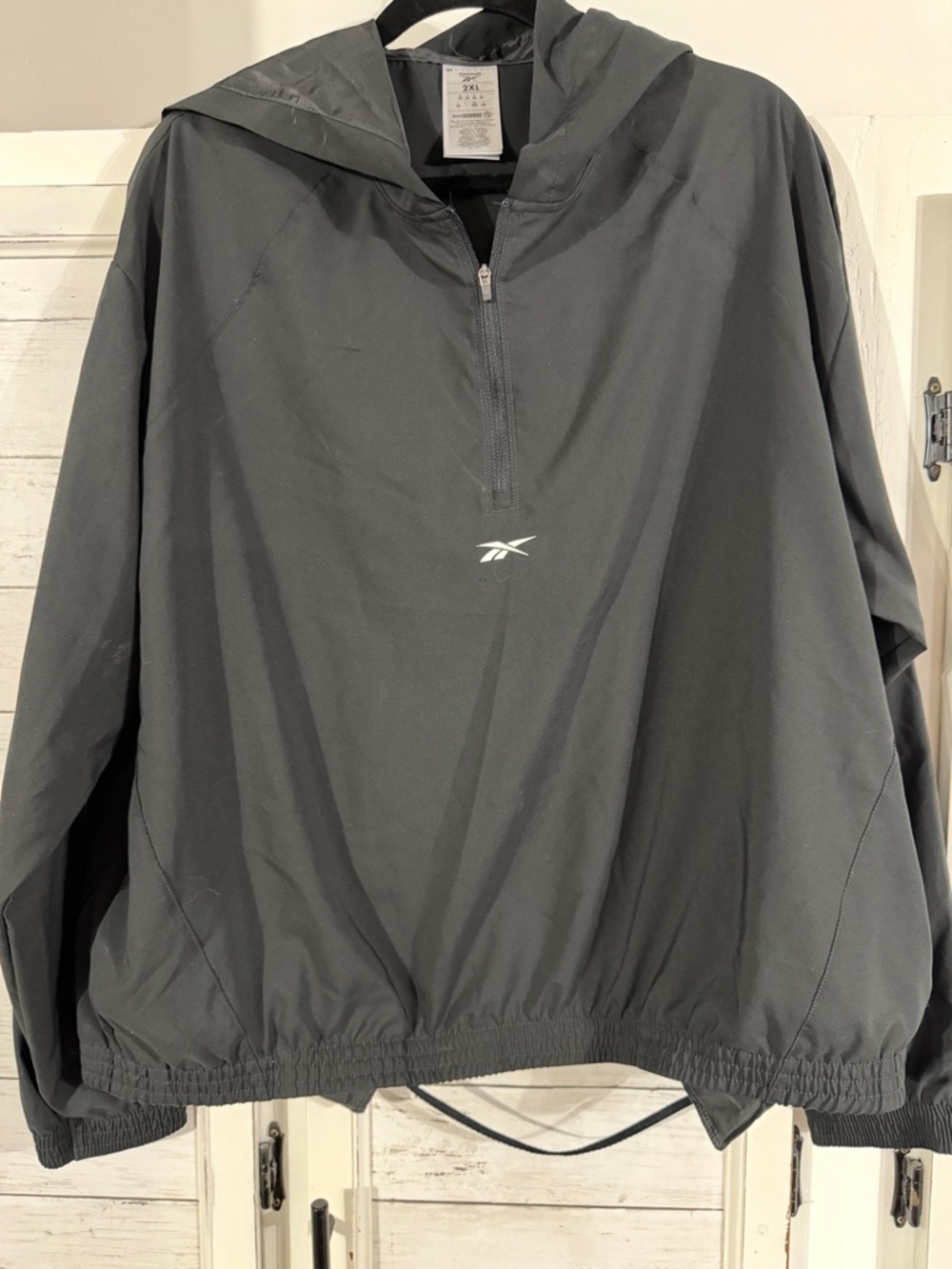 Reebok Black Hooded Windbreaker Pullover 2XL Lightweight Athletic Jacket